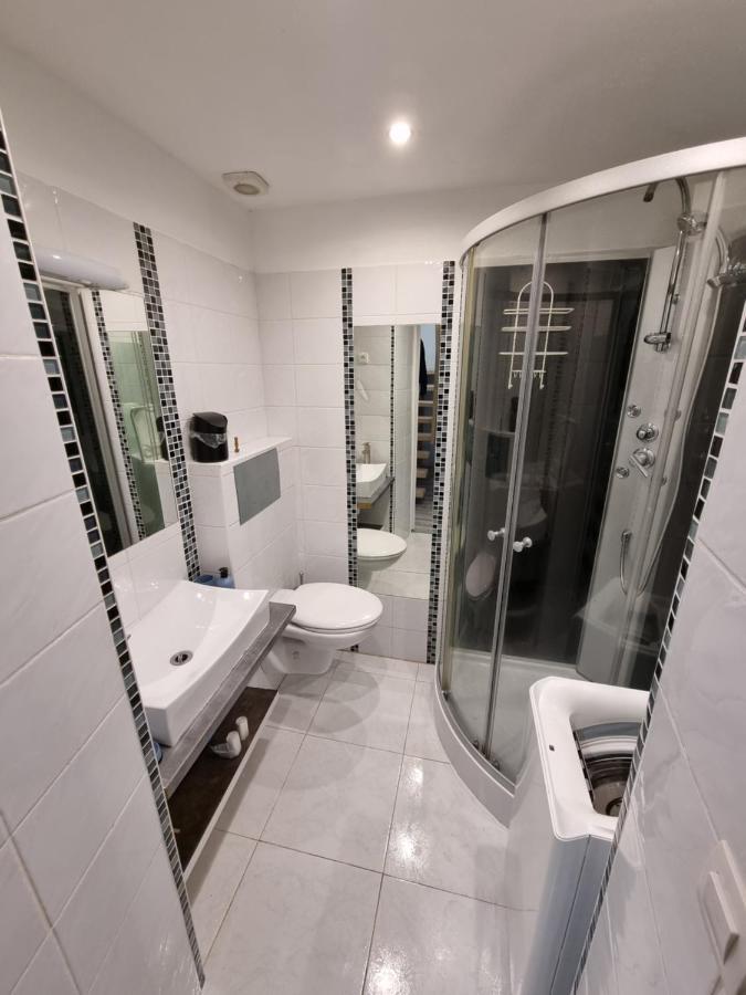 Villa T2 chaleureux et fonctionnel avec climatisation à Draguignan Extérieur photo